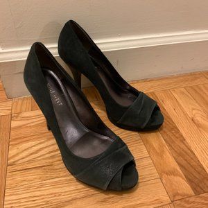 Nine West Black Suede Heels size 7
